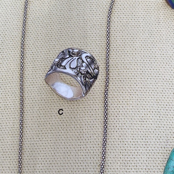 Silpada Heart Vine Ring size 8 - Picture 7 of 8